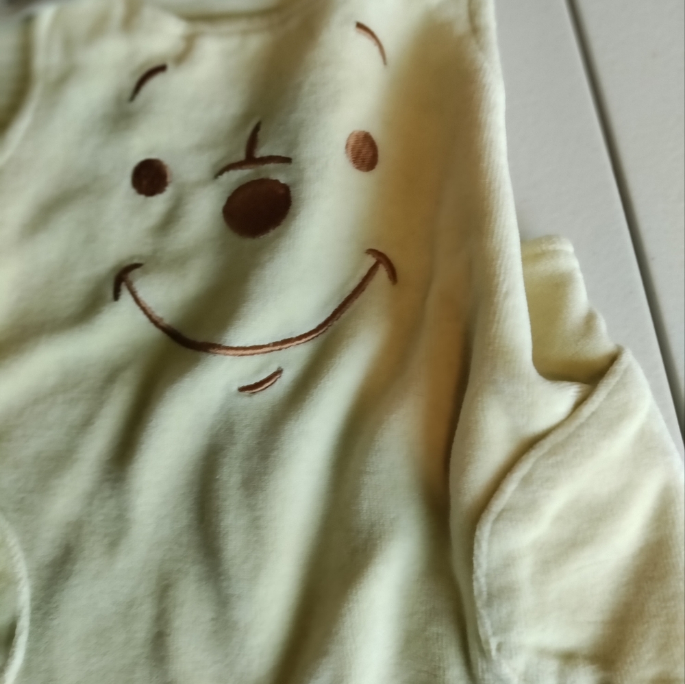 Pooh bear overalls 6-9m